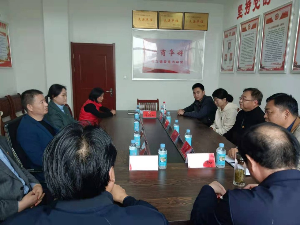 4.27连江镇政协委员“微协商“活动2.jpg